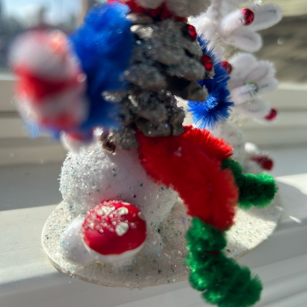 Festive vintage repurposed elf and Tree Holiday Decoration - Picture 6 of 7